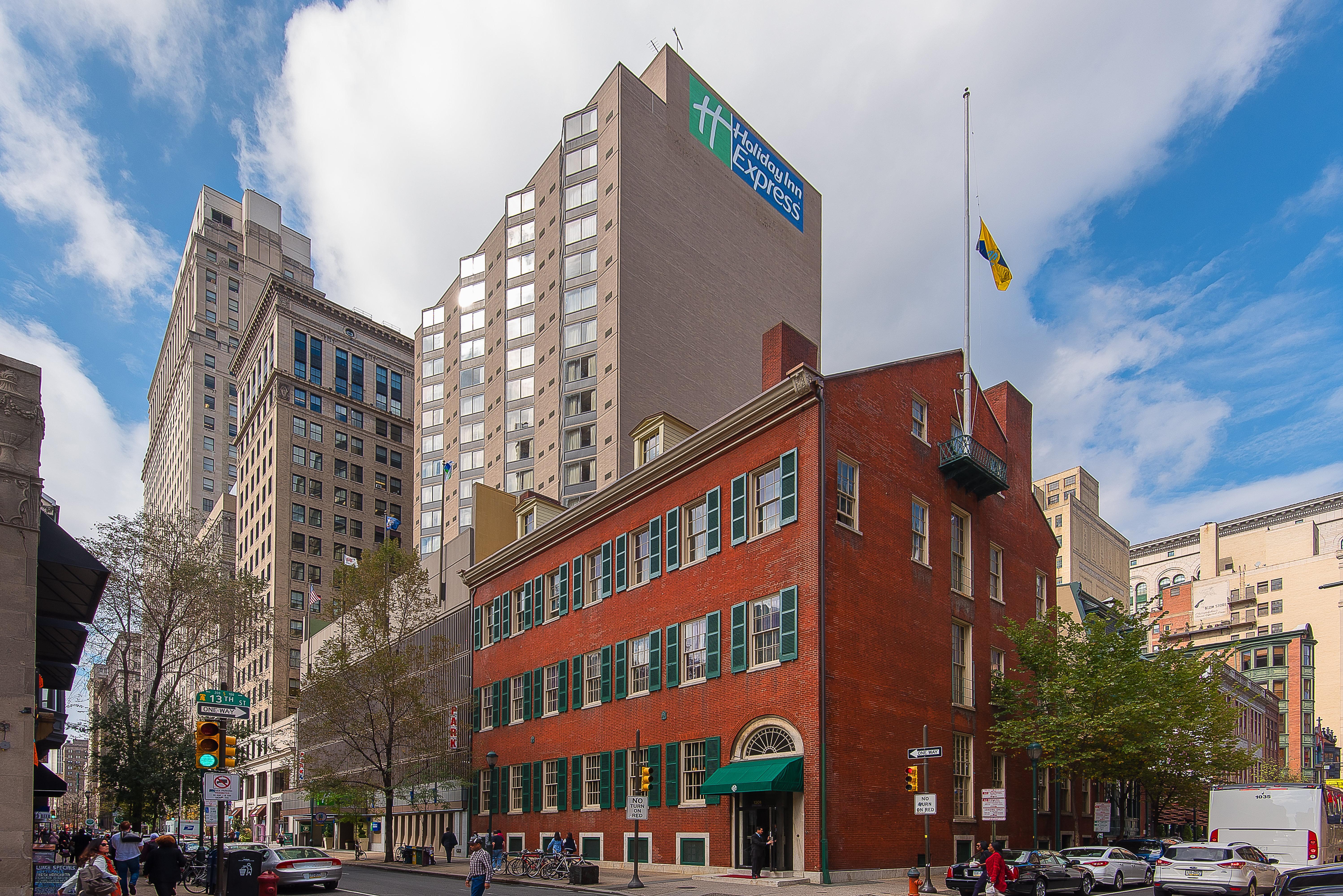 Holiday Inn Express Philadelphia-Midtown, An Ihg Hotel Exterior photo